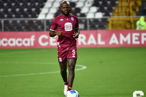 El talento menos pensado de Javon East que sorprende a Saprissa