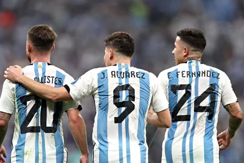 ¿Nuevo compañero para Keylor Navas? PSG se fija en una figura de la Selección de Argentina