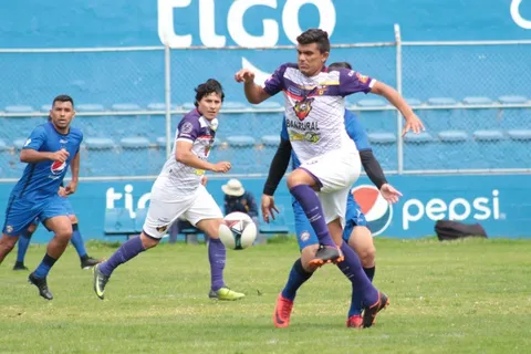 Xelajú se preparará en México y El Salvador