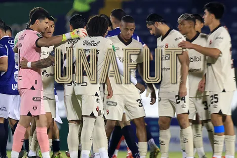 UNAFUT se equivoca con Alajuelense.