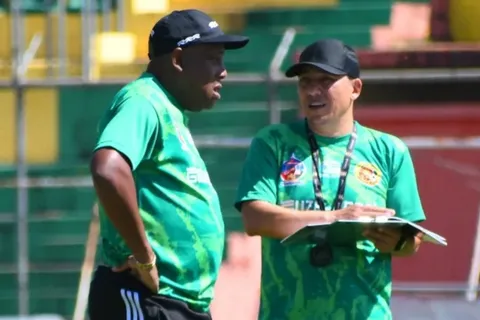 Hernán Medford causa polémica con la decisión que tomó en la Liga de Guatemala