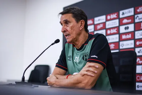 Guimaraes responde a la pregunta que no deja dormir a Alajuelense antes del choque con Antigua