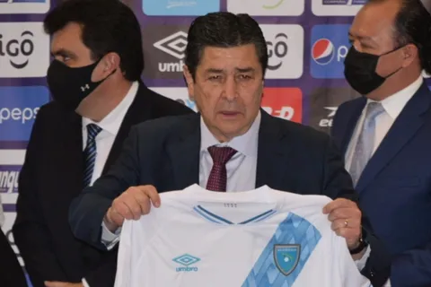 Guatemala alista la presentación de Luis Fernando Tena