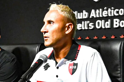 No debutó y ya hizo historia: Keylor Navas se mete en los libros del fútbol argentino