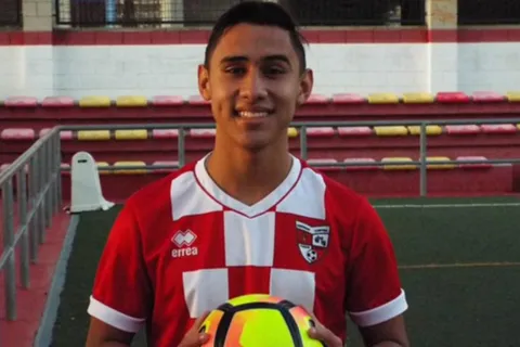 El futbolista salvadoreño que deja  Barcelona para regresar a jugar al país
