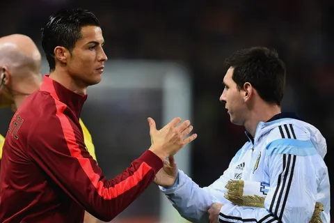 Cristiano Ronaldo se rinde ante Lionel Messi