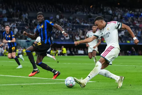 Mbappé igualó a Raúl como quinto máximo goleador histórico de la Champions League