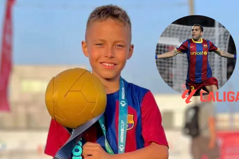 ¿El nuevo Dani Alves? Hondureño Alessandro Mejía del FC Barcelona enamora a LaLiga con brutal jugada