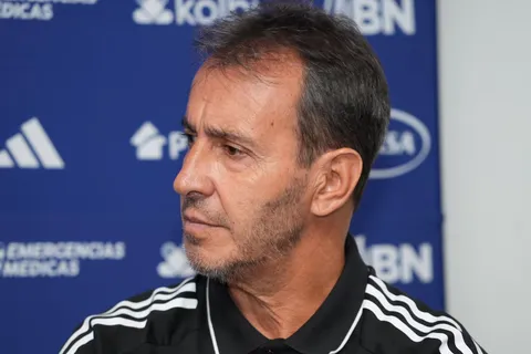seleccion de costa rica-fernando bocha batista