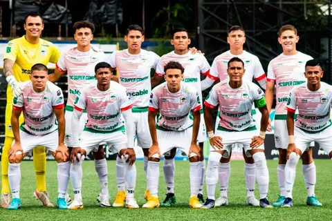Guanacasteca contrata entrenador con pasado en selección centroamericana