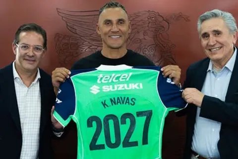 Keylor Navas renovó con Pumas: ¿cuánto gana ahora y hasta qué año se queda en México?