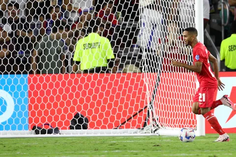 Cerca de dar el salto: César Yanis abre su puerta hacia Europa