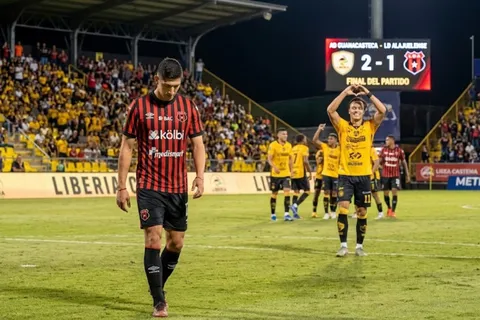 Cubo Torres cobra menos, pero hace más goles que Zaldívar.