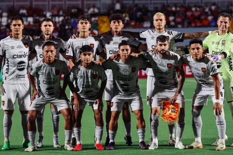 “Hay jugadores que no quieren”: Figura de Águila no se guarda nada y lanza fuerte crítica a sus compañeros