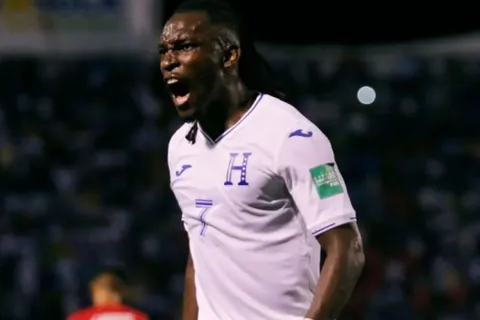 Mientras Honduras perdió ir al Mundial 2026, Alberth Elis vive un calvario que no tenía programado