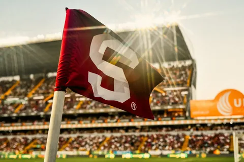 "No entienden": un referente de Saprissa se pone en contra de la afición morada con un polémico comentario