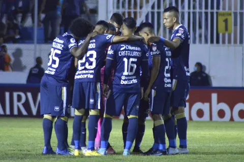 Jugadores de Motagua tuvieron una intoxicación antes del partido ante Olimpia