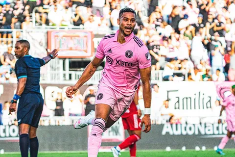 Ariel Lassiter se luce con gran gol en victoria del Inter Miami (VIDEO)