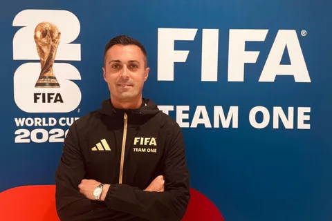 Quién es el árbitro VAR de Argentina vs. Inglaterra por la semifinal del Mundial 2026