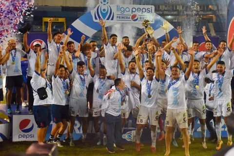 Alianza anuncia su primera baja tras conquistar el Clausura 2022 de El Salvador
