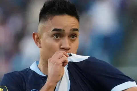 Óscar Santis recibe una noticia sobre su futuro que altera a todos en Guatemala.