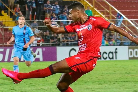 Jorman Aguilar fue desafectado del amistoso de Panamá contra Guatemala