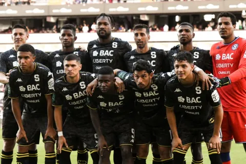 Saprissa podría tener nuevos refuerzos. (Foto: Saprissa)