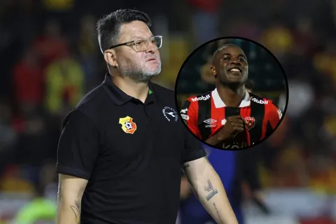 jafet soto-joel campbell-alajuelense