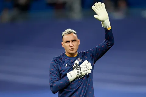 Así recibieron los aficionados del Real Madrid a Keylor Navas [VIDEO]