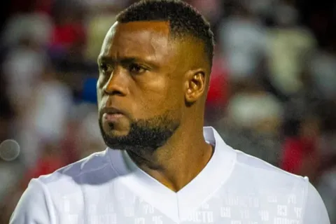 Olimpia envuelto en polémica: Yustin Arboleda recibe notificación que provocaría feroz castigo