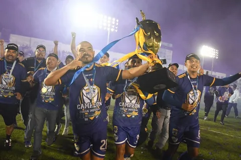 El Campeón de Guatemala está haciendo una limpia en el plantel