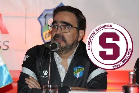 Aficionados de Comunicaciones buscan lastimar a Saprissa donde más le duele