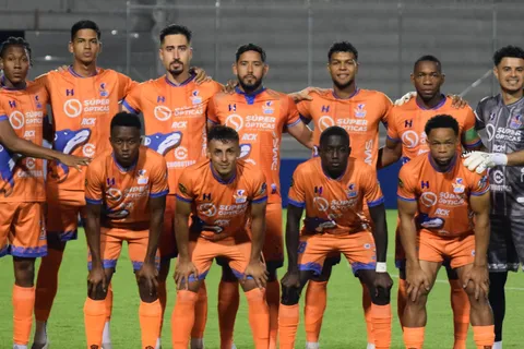 Sin piedad ni segundas oportunidades: Lobos anuncia barrida en su plantel