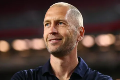 Selección de Concacaf hace a un lado a su DT para investigarlo