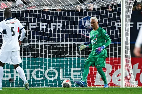 Keylor Navas volvió a ser titular con el PSG en los octavos de final de la Copa de Francia