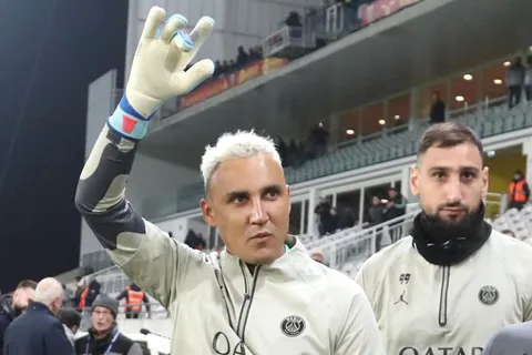 Keylor Navas tiene mejores números que Donnarumma en Champions League. (Foto: Getty Images)