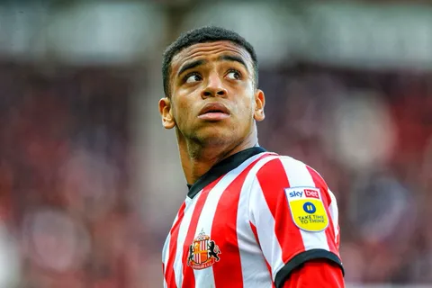 Adiós Sunderland: Jewison Bennette cambia Inglaterra por una Liga a la que pocos recomiendan ir