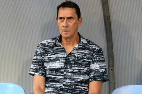 Alexandre Guimaraes no teme en hablar del campeonato.