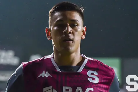Impacto en Saprissa por Óscar Duarte: revelan la decisión que podría cambiar el futuro del defensor morado