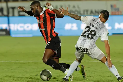 Oficial: Alajuelense pide a UNAFUT reprogramar el partido con Herediano