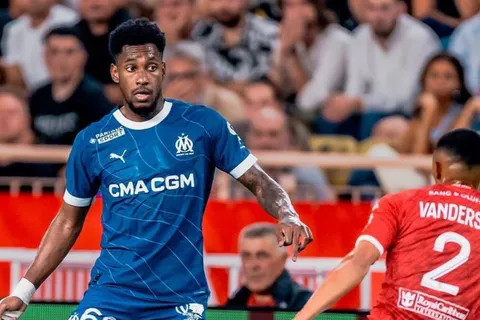 Olympique Marsella toma una decisión: en Francia confirman la noticia que afecta a Michael Amir Murillo.
