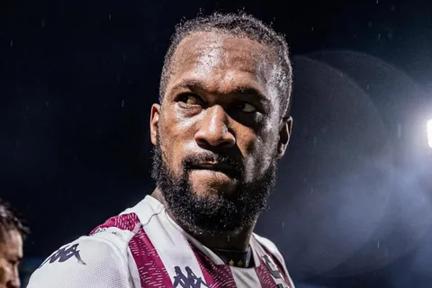 "Siento esto": Kendall Waston sorprende a todo Saprissa con una decisión sobre su futuro fuera de las canchas