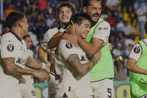 Alajuelense clasificó a las semifinales. (Foto: LDA)