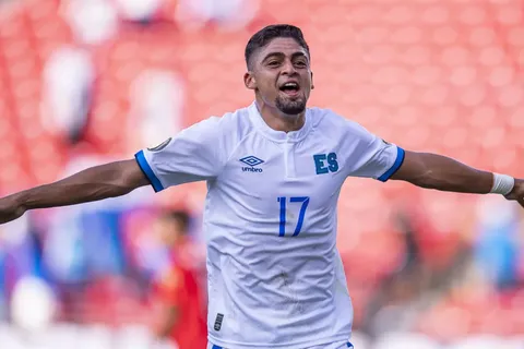 Jairo Henríquez responde a las críticas tras su ausencia con la Selección de El Salvador