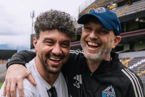 Christian Bolaños apoya un nuevo proyecto. (Foto: Instagram)