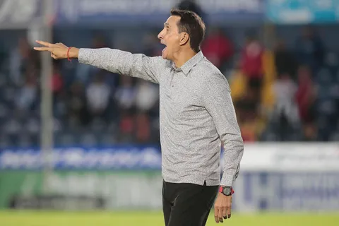 La obsesión de Guimaraes rompe los límites en Alajuelense