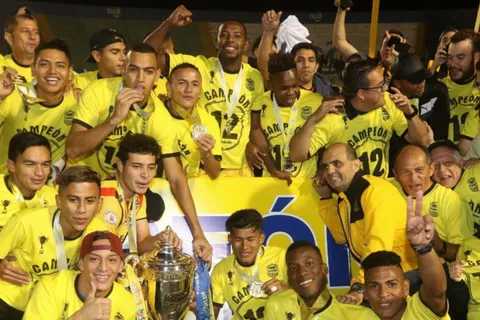 Fue campeón con Real España y dirigió a Guatemala, histórico DT que vuelve al fútbol hondureño