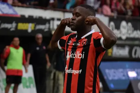 ¿Joel Campbell no juega ante Saprissa? Municipal Grecia podría colocar en aprietos a Alajuelense