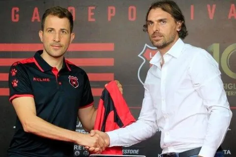 ¿Se va Carevic de Alajuelense? Lleida reconoció que "evaluarán que es lo mejor"