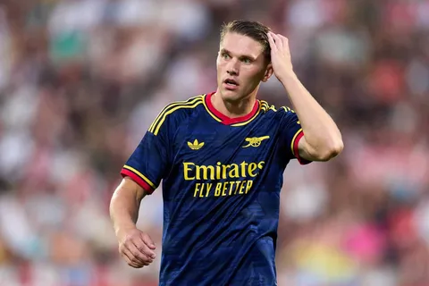 Galatasaray contempla consultar al Arsenal por Viktor Gyökeres para enero